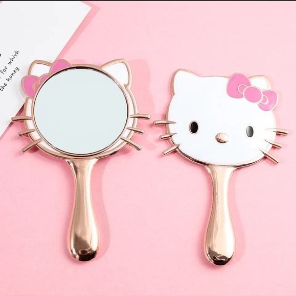 Hello Kitty Mirror - Picture 11 of 13